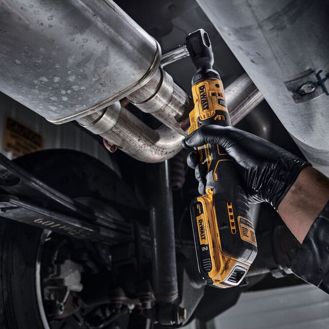 ATOMIC COMPACT SERIES™ 20V MAX* Brushless 3/8 in. Ratchet (Tool Only)